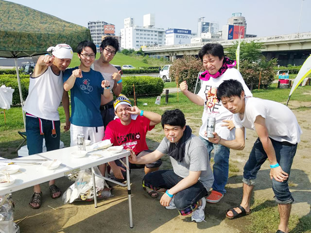 N様 7名 淀川河川敷 西中島地区にてご利用いただきました